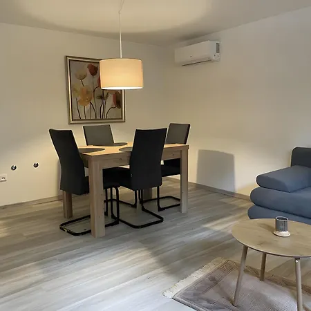 Biberburg Appartement Frischborn